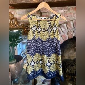 CAbi Silk Green & Black Pearl Chain-Print Sleeveless Sleeveless Empire  Tunic XS